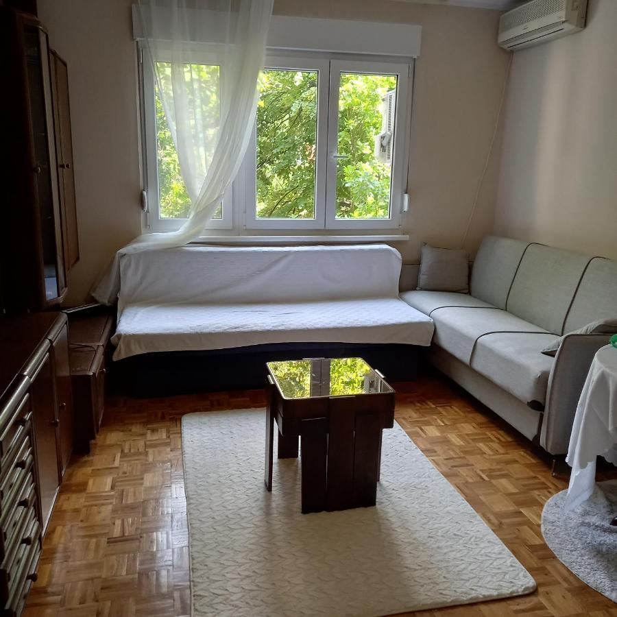 Ferienwohnung Rivijera Belgrad Exterior foto